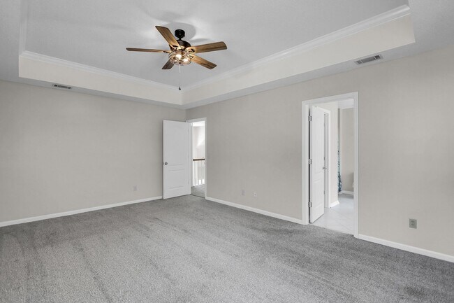 Building Photo - Stunning 4-bed Home in Hinesville With Two...