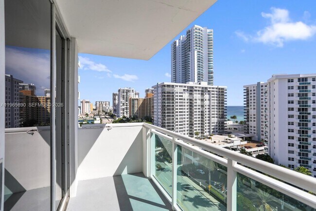 Building Photo - 3000 S Ocean Dr