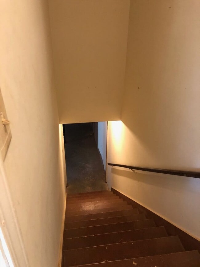 Building Photo - 4912 Valley Dale Ct