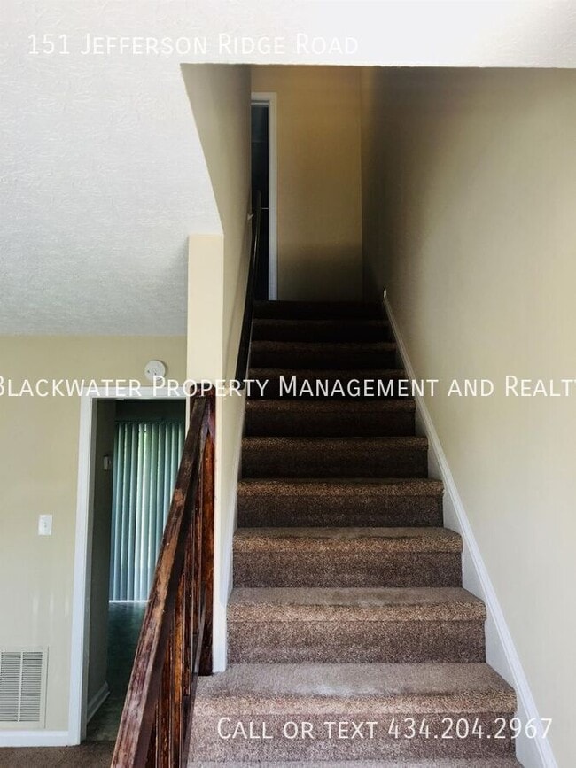 Building Photo - 151 Jefferson Ridge Rd