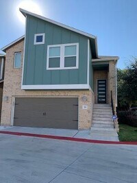 Building Photo - 327 Bridgeford Dr