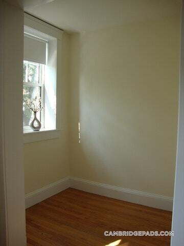 Building Photo - 3 Langdon St