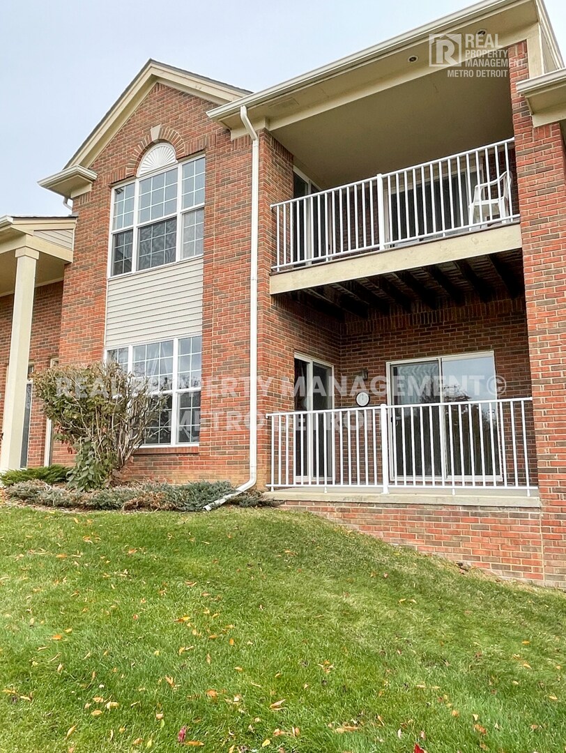 Building Photo - 1852 Flagstone Cir