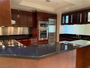 Building Photo - 2700 Las Vegas Blvd S