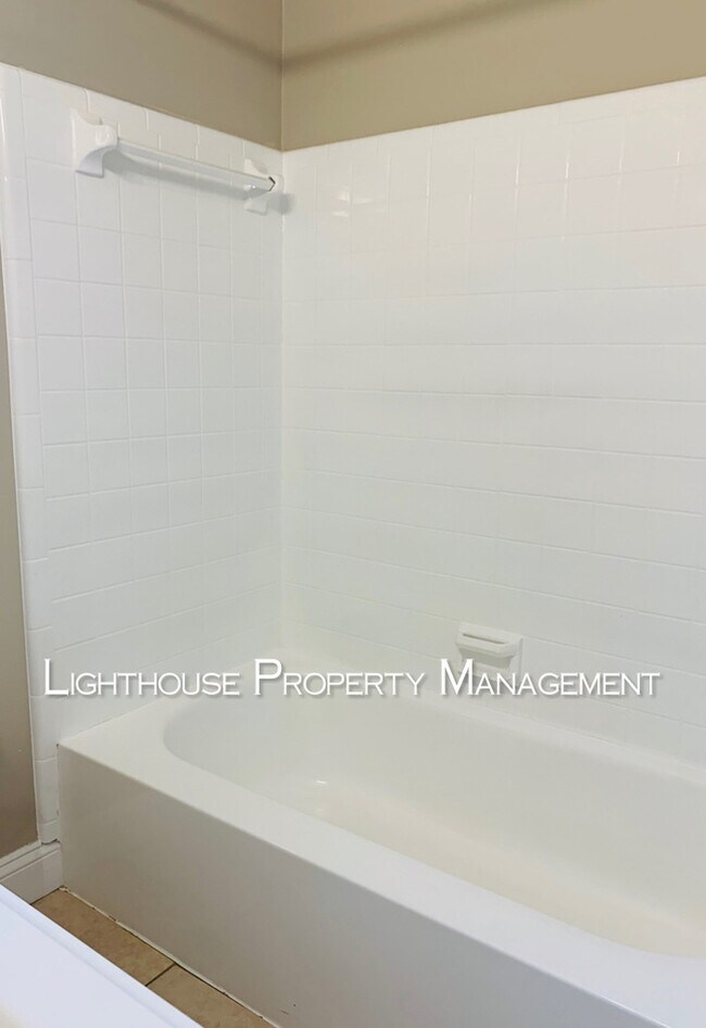 Building Photo - Beautifully Remodeled 3-Bedroom Home in Desirable Arlington!