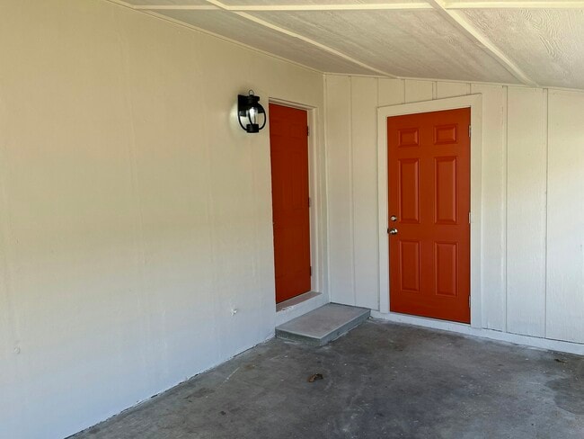 Building Photo - 6012 Rex Hall Ln