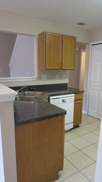Building Photo - Welcome to the "Hello Sunny 3 Bedroom / 3 ...