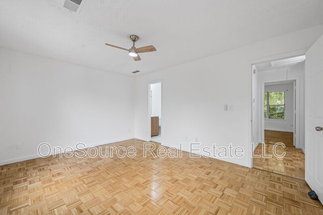Building Photo - 1086 Huntington Ter SE