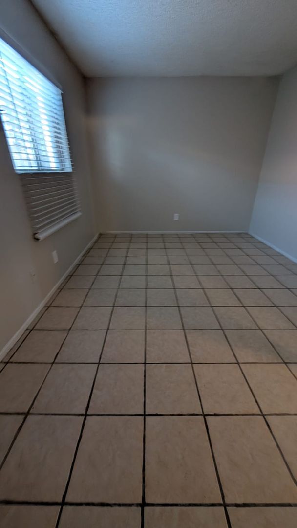 Building Photo - magn2524(NLV-W)  (PRB)