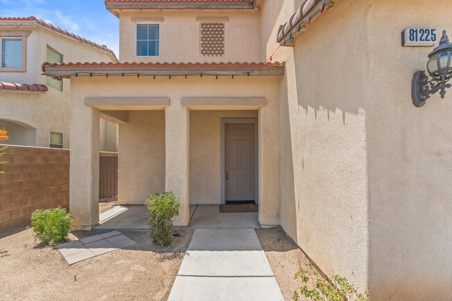 Building Photo - 81225 Avenida Garcia