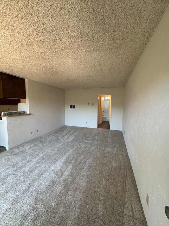 Building Photo - Charming 1-Bed, 1-Bath Apartment in Harbor City - $1,800.00 ALL UTILITIES INCLUDED !!! & Parking