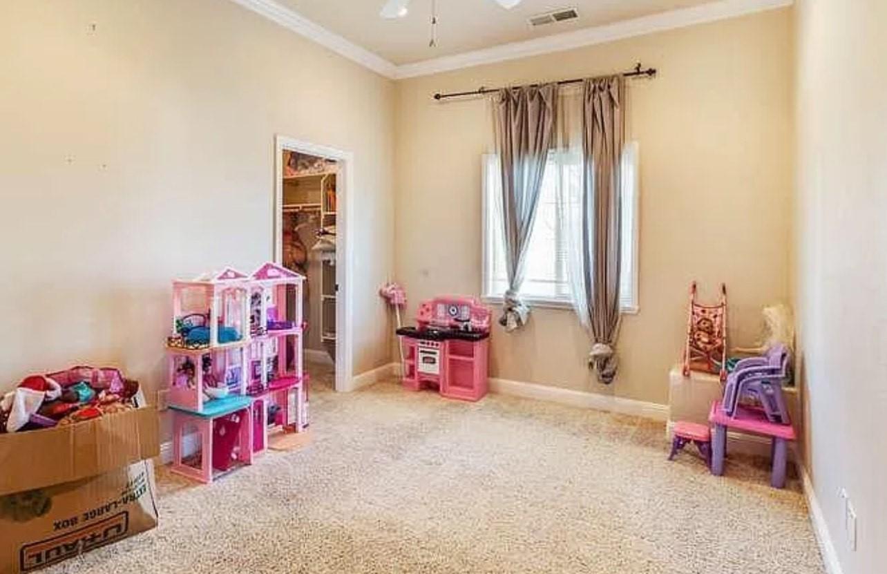 Building Photo - 5590 W Grant Line Rd