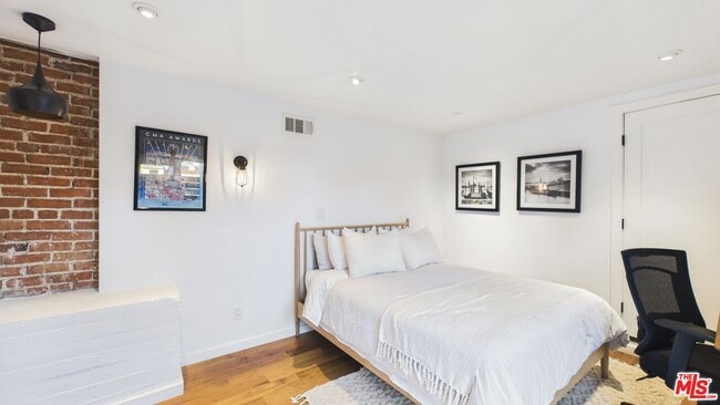 Building Photo - 3507 Marathon St