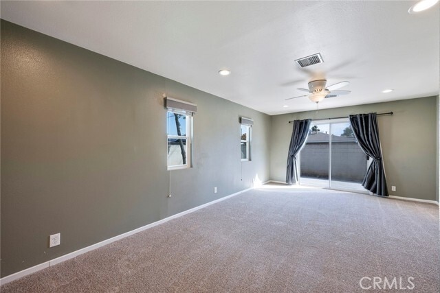 Building Photo - 620 Pepperwood Dr