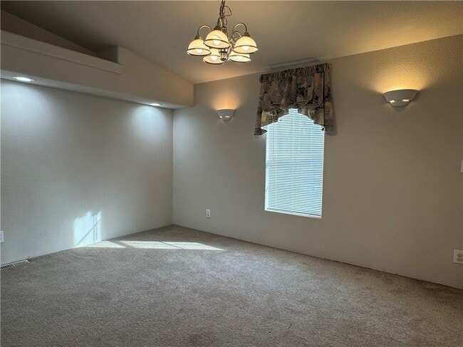 Building Photo - 10044 Kent Rd