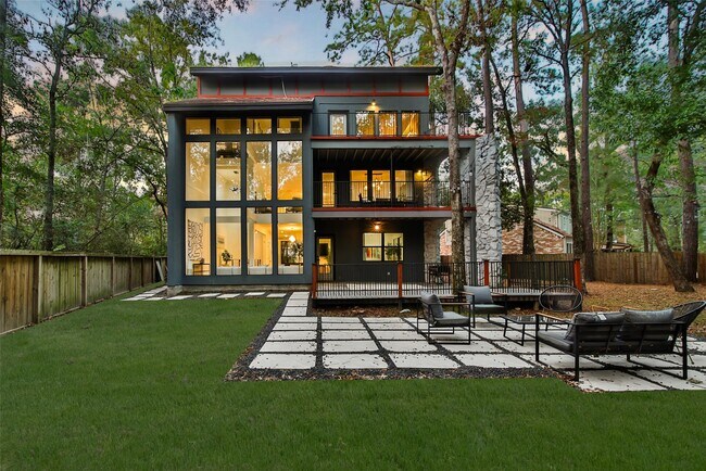 Building Photo - 140 S Timber Top Dr