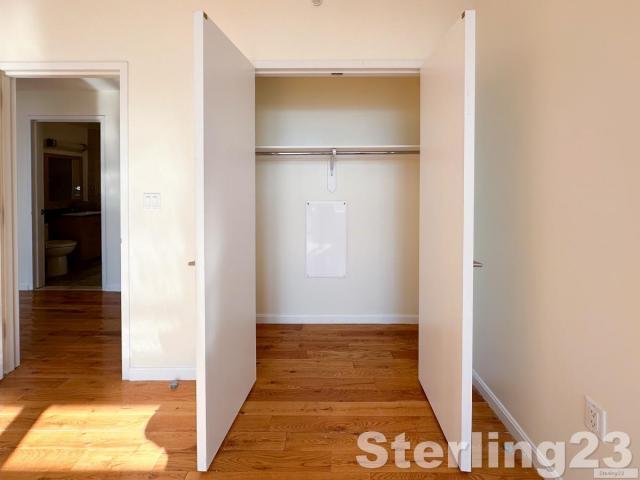 Building Photo - 1 bedroom in Queens NY 11106