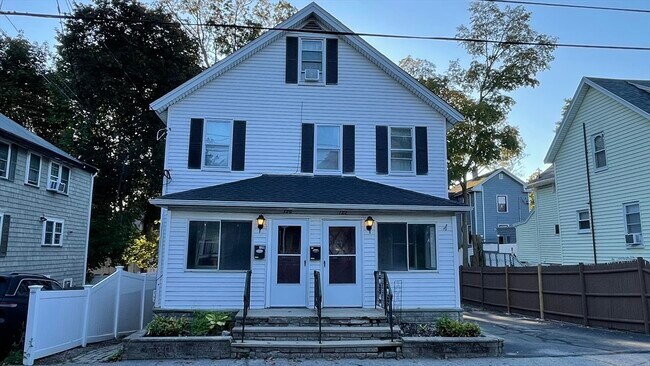 Primary Photo - 120 Park St