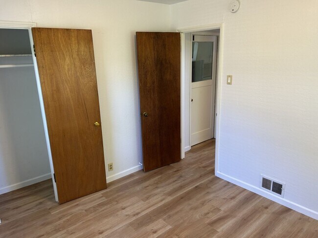 Building Photo - Beautiful 4 Bedroom, 2 Bath Eastside Vallejo Home