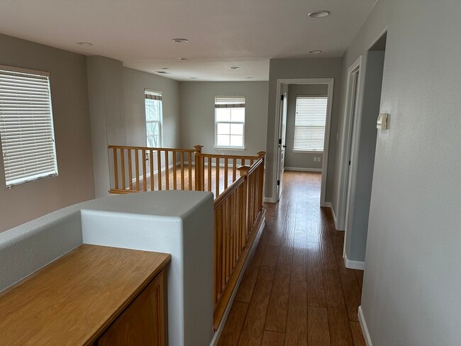 Building Photo - 2449 Milford Dr