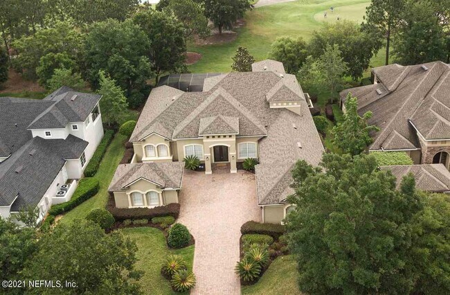 Building Photo - 2456 Den St