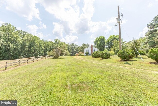 Building Photo - 18136 Pepmeier Hill Rd