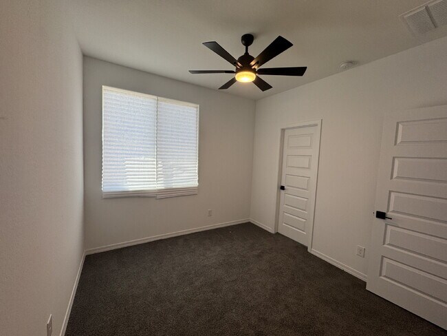 Building Photo - 12855 W Lamar Ct