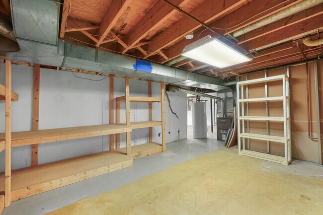 Building Photo - 3072 Brewster Ct