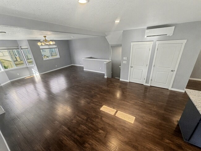 Building Photo - 588 SW 197th Pl