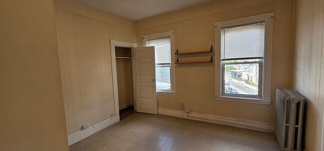 Building Photo - Spacious Gorgeous Cambridgeport 4 Bed! Ava...