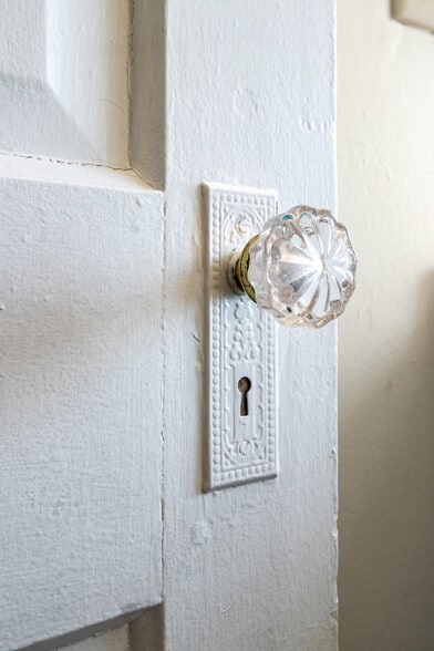 Building Photo - 601 S Walnut St