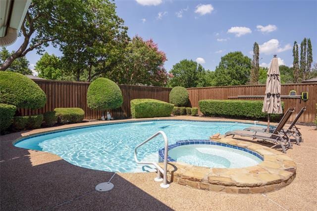 Building Photo - 2725 Westridge Dr