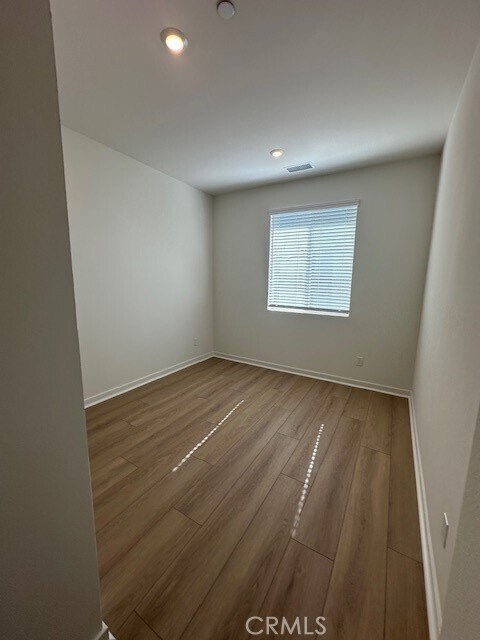 Building Photo - 1553 Lima Wy