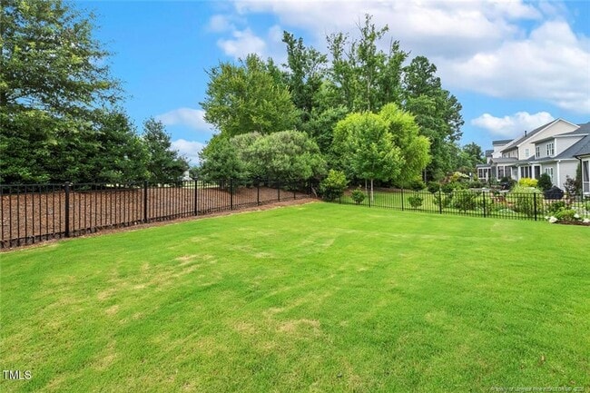 Building Photo - 2098 Amalfi Pl