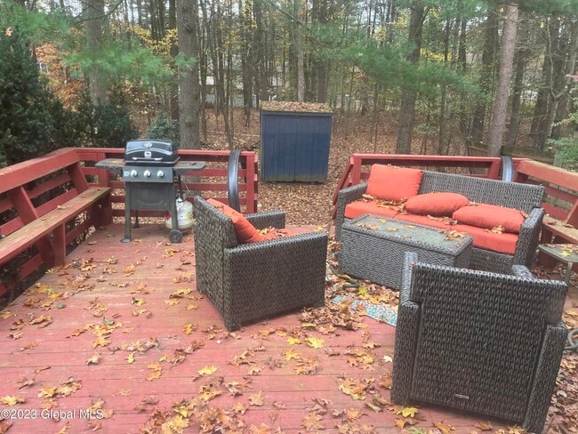 Building Photo - 93 Thimbleberry Rd