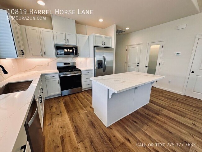 Building Photo - 10819 Barrel Horse Ln