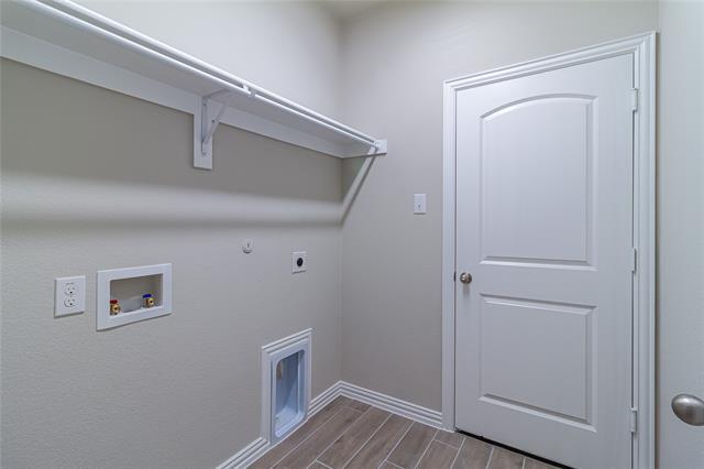 Building Photo - 3004 Teak Dr