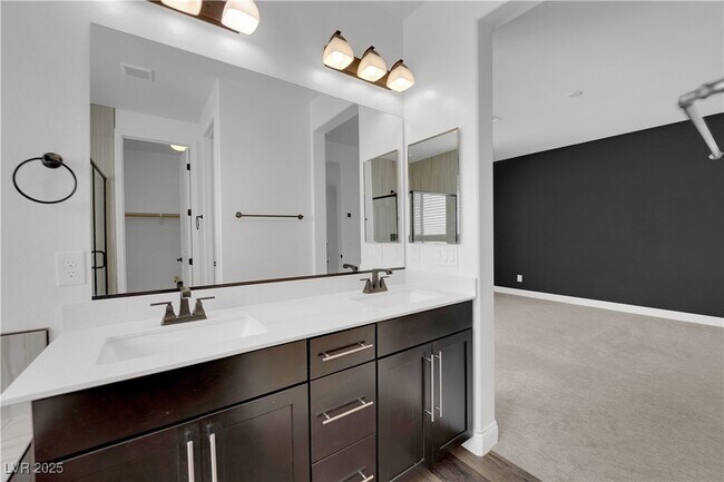 Building Photo - 12549 Lylan Ridge St