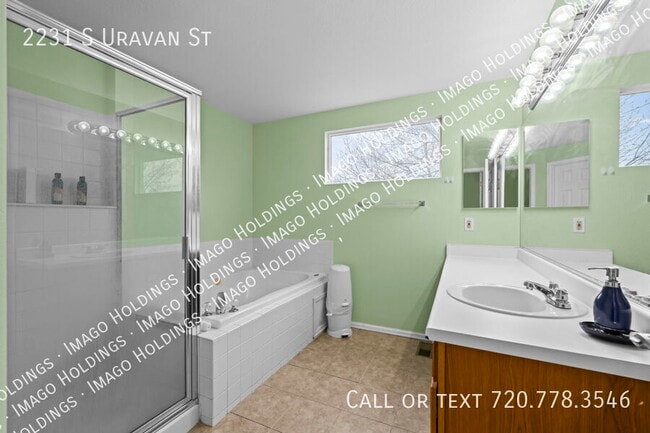 Building Photo - 2231 S Uravan St