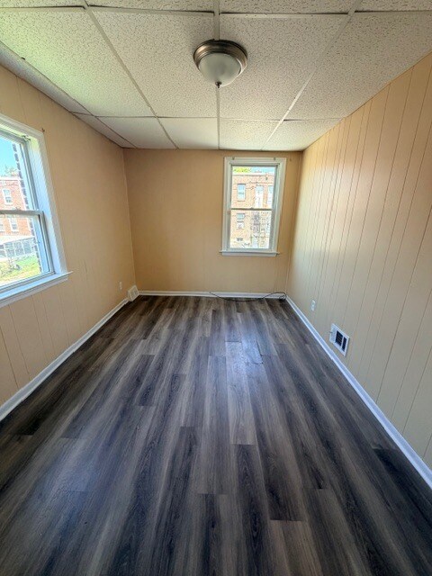Building Photo - 2119 Seneca Rd