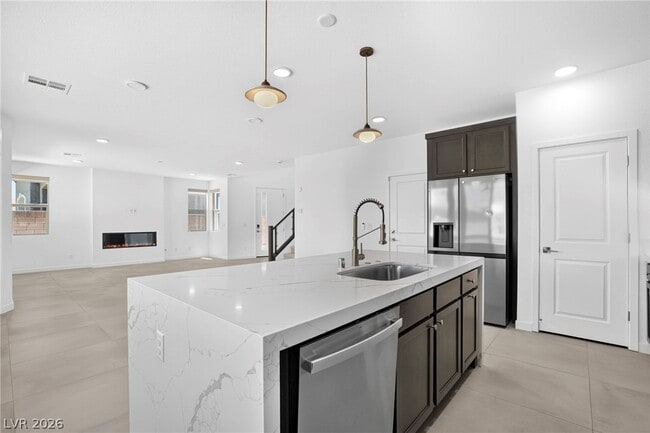 Building Photo - 6170 Redstone Hls Dr