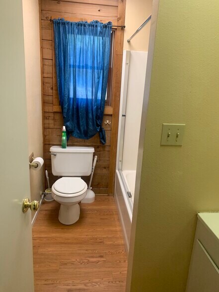 Building Photo - 17891 Alps Dr