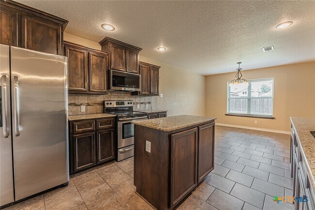 Building Photo - 3801 Appalachian Trl