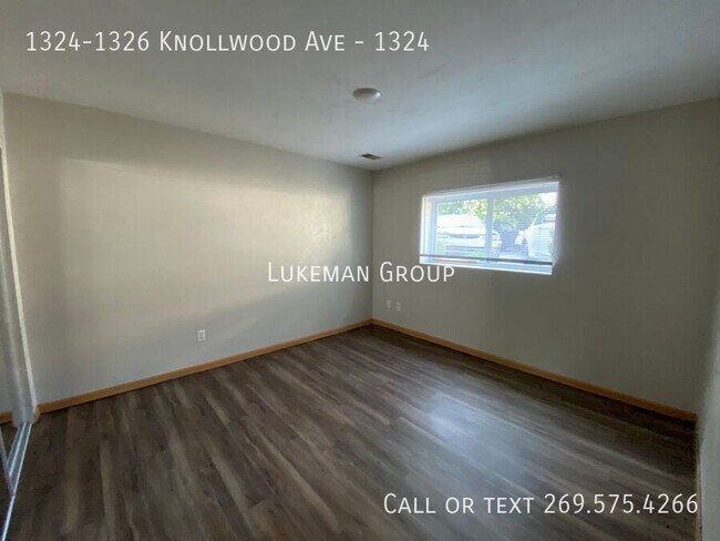 Building Photo - 1324-1326 Knollwood Ave-1324