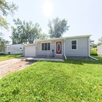 Building Photo - Updated 3 Bedroom with Attached Garage