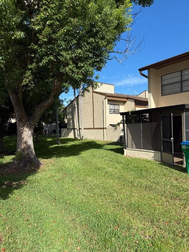 Building Photo - 9209 Seminole Blvd