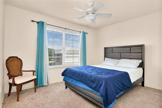 Building Photo - 14416 Lewis Carroll Ln