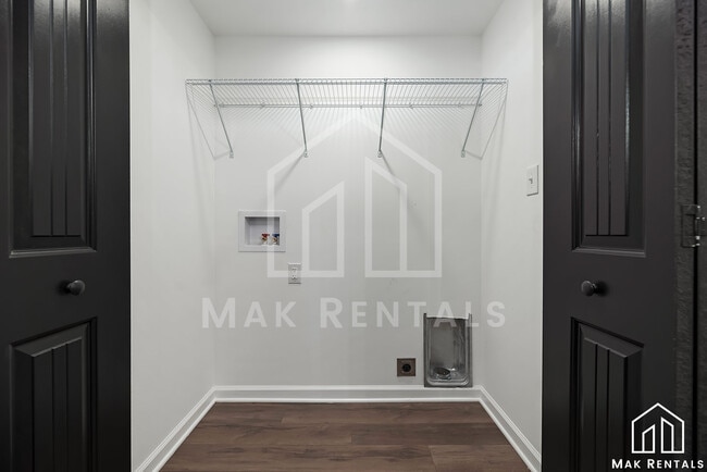 Building Photo - Cloaninger