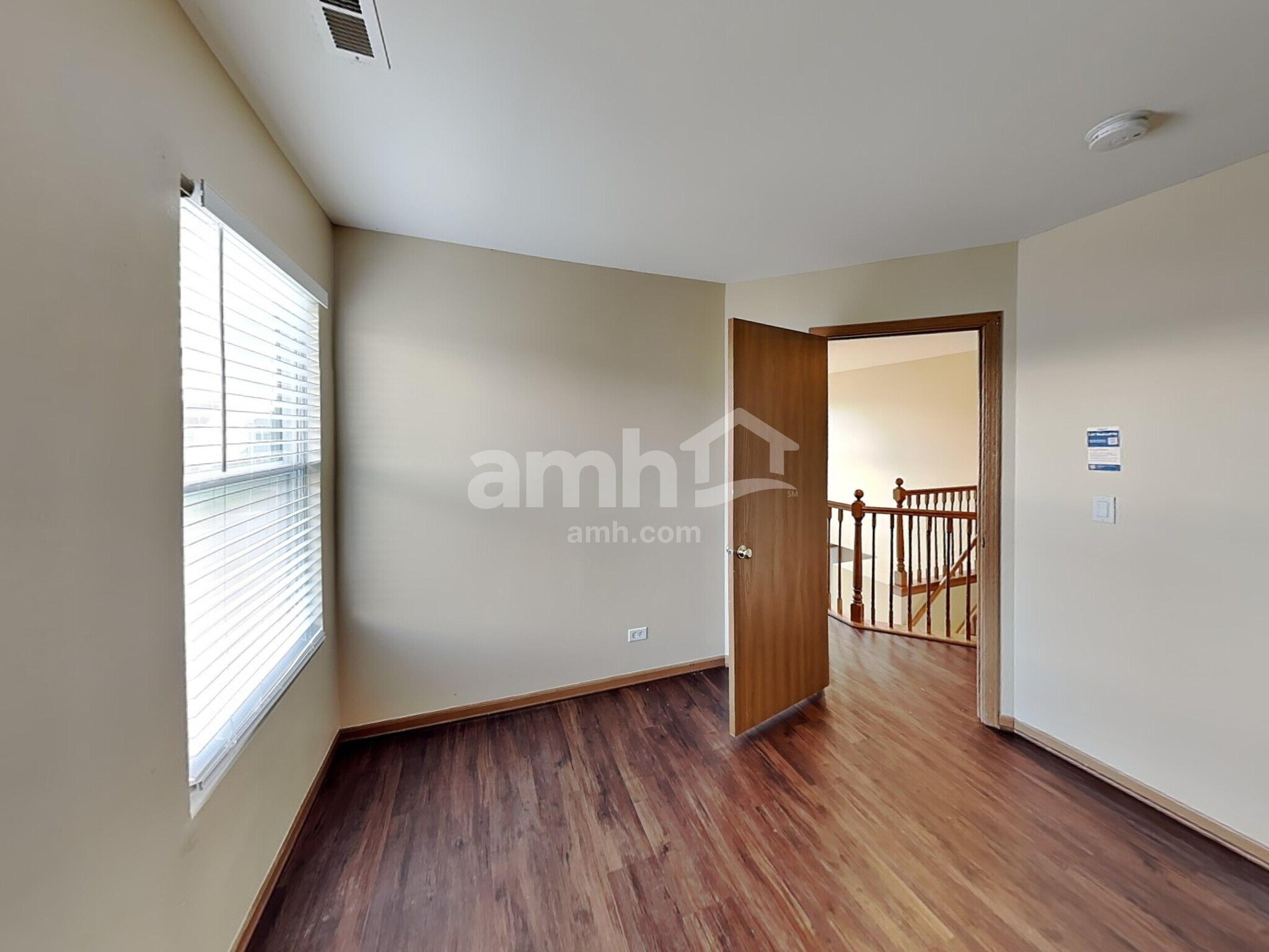 Building Photo - 434 Monarch Ln