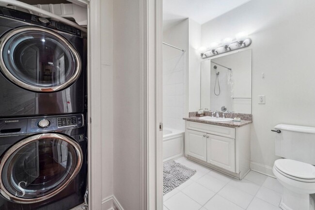 Building Photo - 20 Ave at Port Imperial